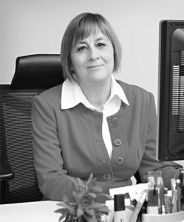 Dr. Janka Mária